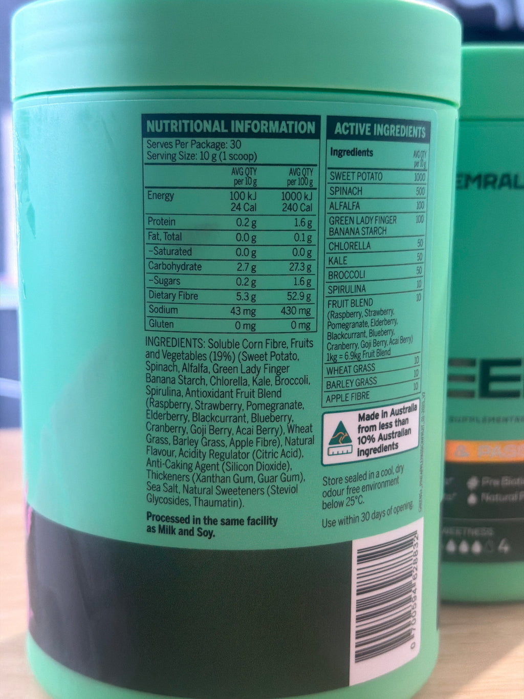 Emrald Labs Greens+ – Pineapple & Passionfruit Flavour