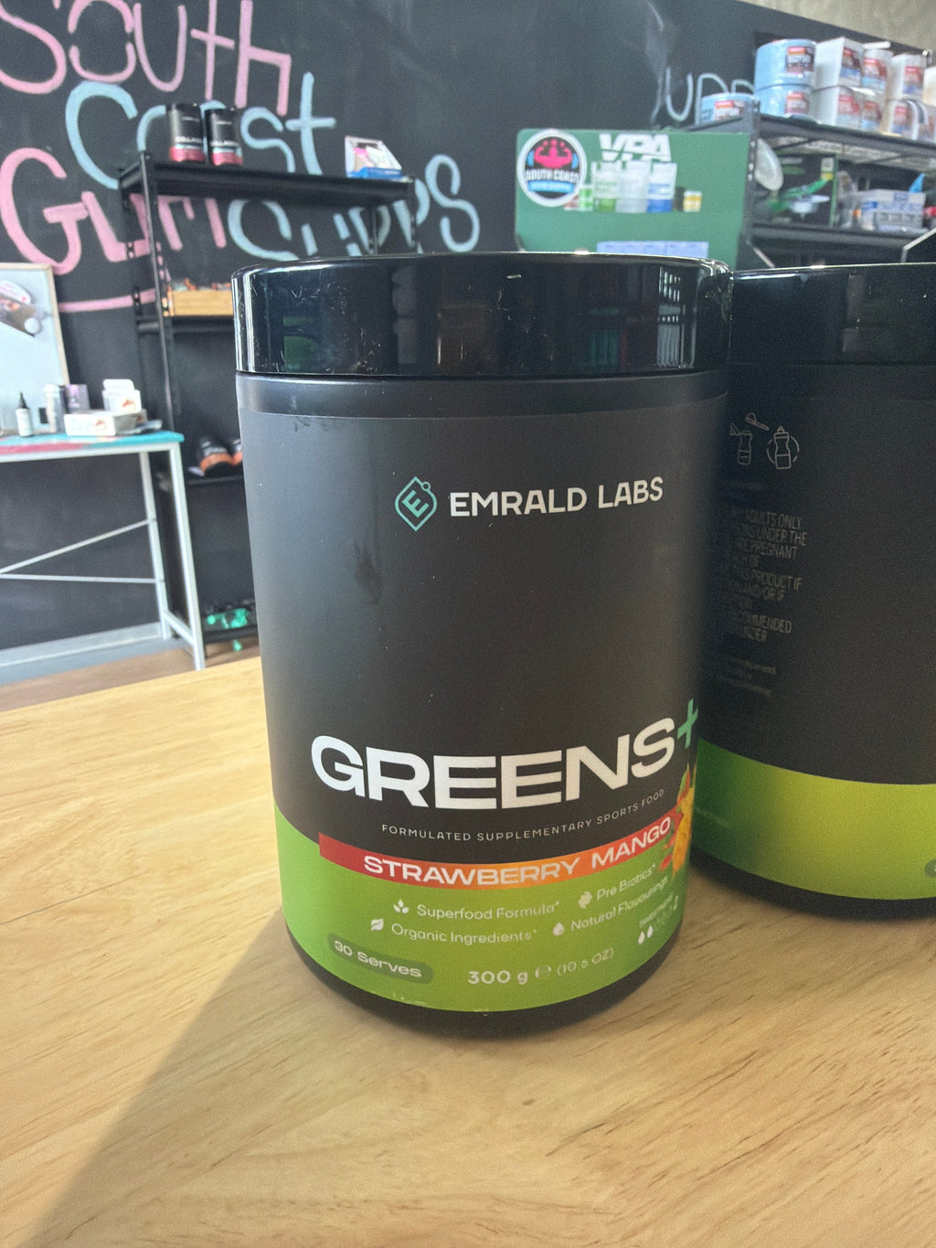 Emrald Labs Greens+ – Strawberry Mango Flavour