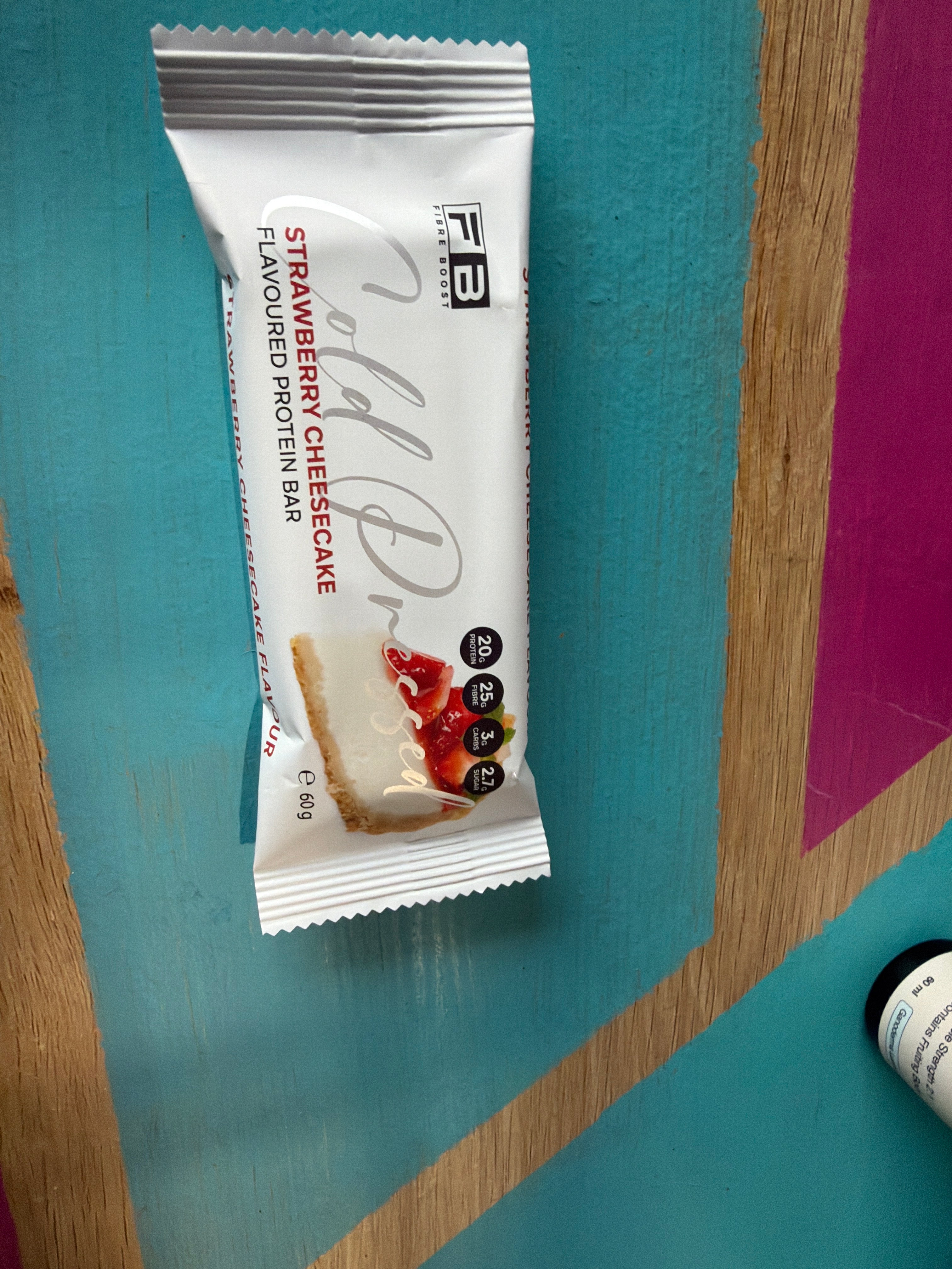 Fibre Boost Strawberry Cheesecake Flavoured Protein Bar