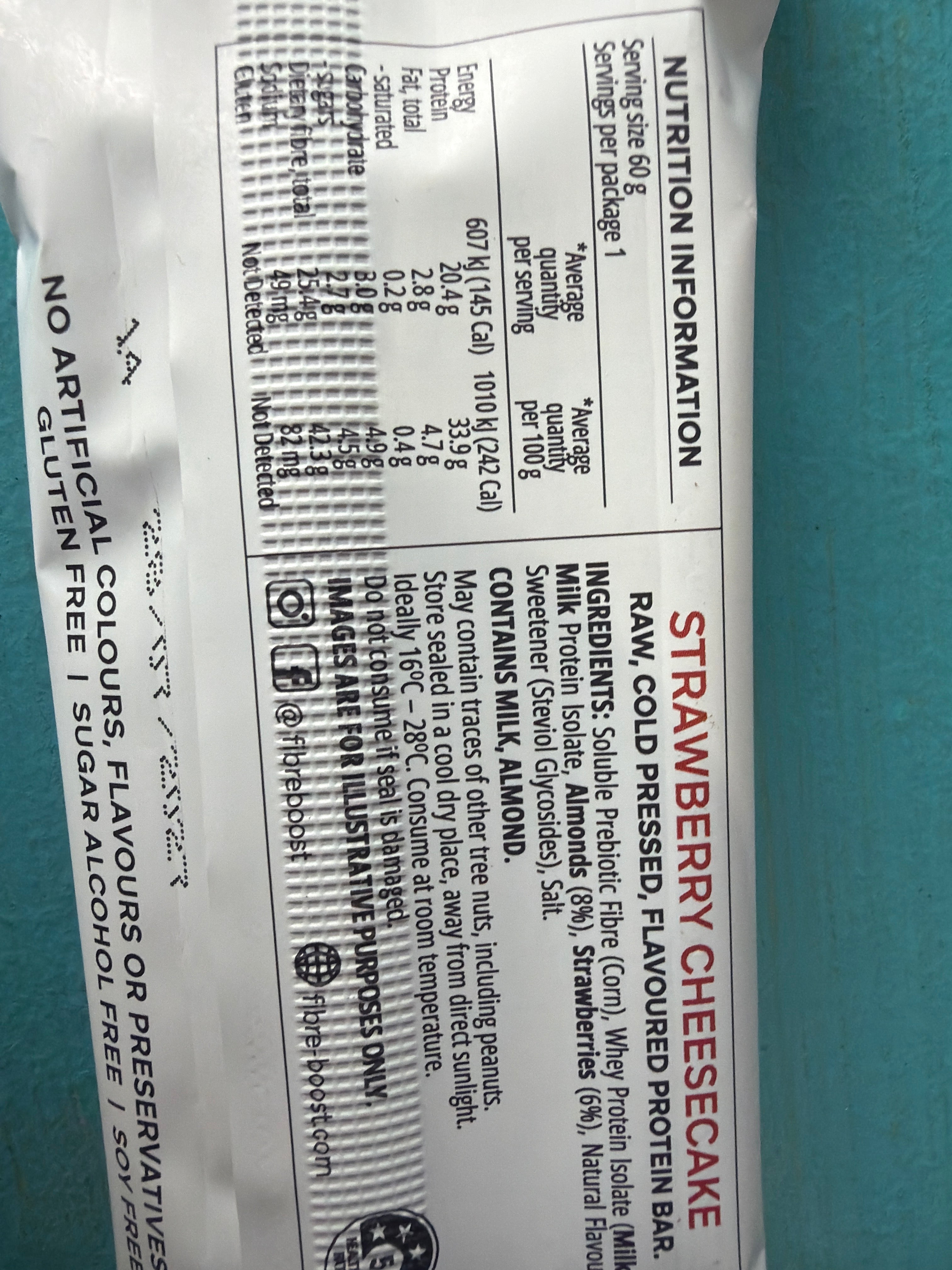 Fibre Boost Strawberry Cheesecake Flavoured Protein Bar